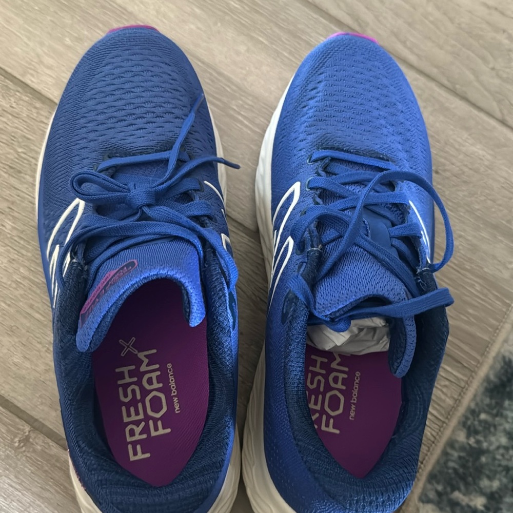 New balance fresh foam women’s size 7